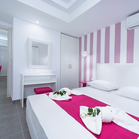 La Central Apartments 리메나리아 외부 사진